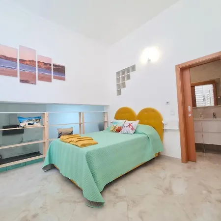 Apartamento T1 - Composto Por Quarto, Casa De Banho E Cozinha Ideal Para 1 Casal De Ferias Casa de hóspedes