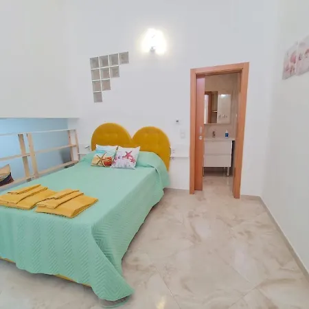 Apartamento T1 - Composto Por Quarto, Casa De Banho E Cozinha Ideal Para 1 Casal De Ferias Casa de hóspedes *