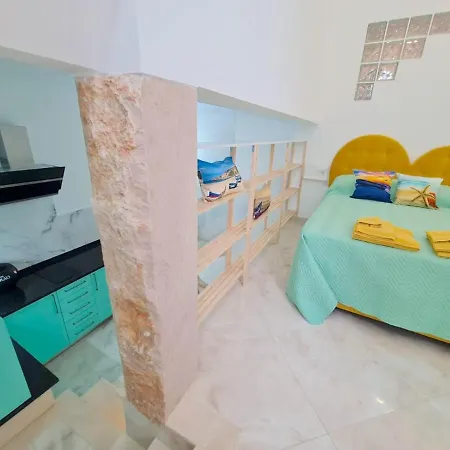Apartamento T1 - Composto Por Quarto, Casa De Banho E Cozinha Ideal Para 1 Casal De Ferias Casa de hóspedes *