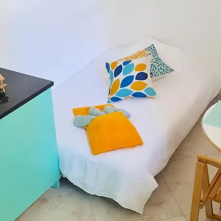 Apartamento T1 - Composto Por Quarto, Casa De Banho E Cozinha Ideal Para 1 Casal De Ferias Casa de hóspedes